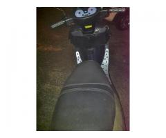 Moto scooter chunal 150cc 2012 en buenas condiciones - Imagen 3/5