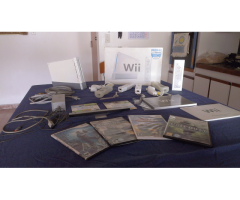 VENDO Wii CHIPIADO COMO NUEVO 2 CONTROLES COMPLETOS / 4 JUEGOS ADICIONALES MANUALES EN SU CAJA