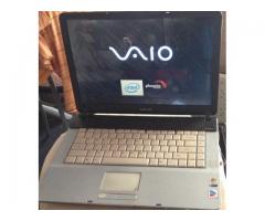 Sony Vaio Laptop, Model PCG-7M1L (120vrds) - Imagen 4/4