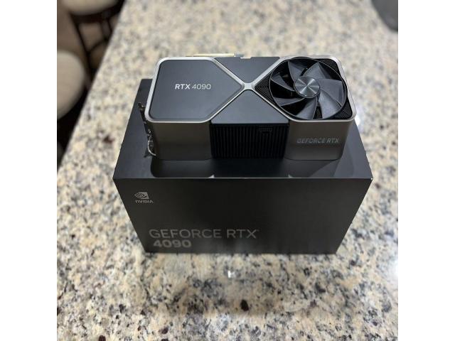 NVIDIA GeForce RTX 4090 DirectX 12.0 Founders Edition - 3/3