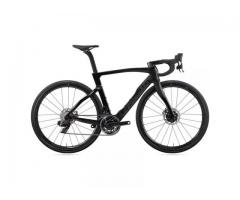 2022 Pinarello Dogma F Red eTap AXS Disc Road Bike (CENTRACYCLES) - Imagen 4/5