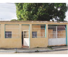 Casa a la venta Av. Escalona cerca de la Enr. Tejera Carabobo