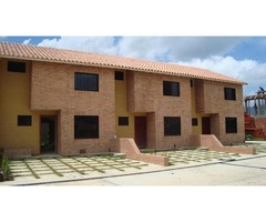 TOWNHOUSE EN VENTA 128 m2 MANANTIAL NAGUANAGUA - Imagen 1/6
