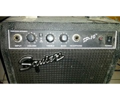 Amplificador de Guitarra Squier SP-10 (con distorcion)